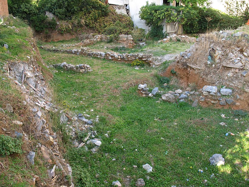 File:Excavation in Sparta - panoramio.jpg