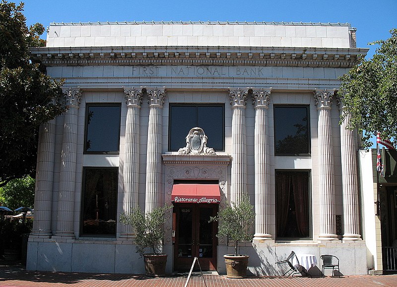 File:First National Bank, 1026 First St., Napa, CA 9-5-2010 2-27-40 PM.JPG