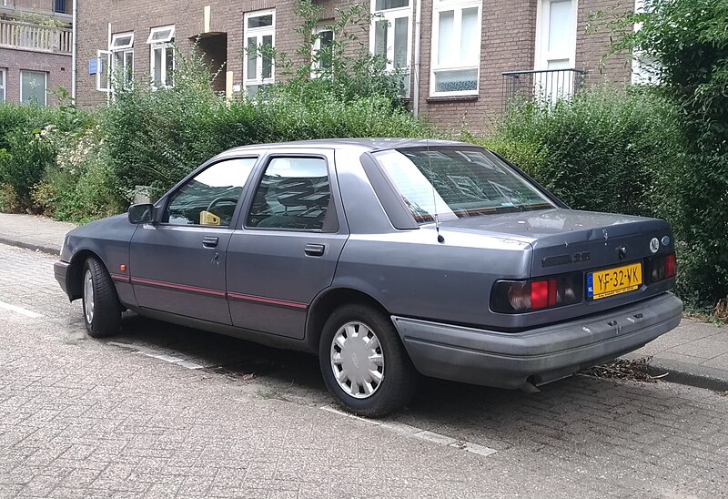 File:Ford Sierra (43388009734).jpg