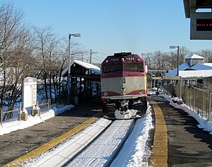 Franklin Line train at Readville station (2), February 2014.JPG