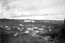 Prince George (1914). The large building in the centre is the PG Hotel. George Street, Prince George.gif