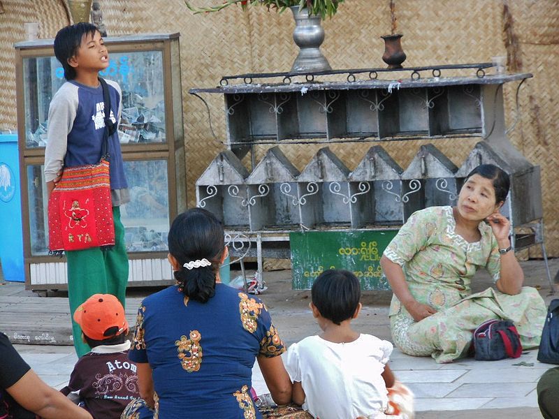 File:Girl Giving a Talk (8412534277).jpg