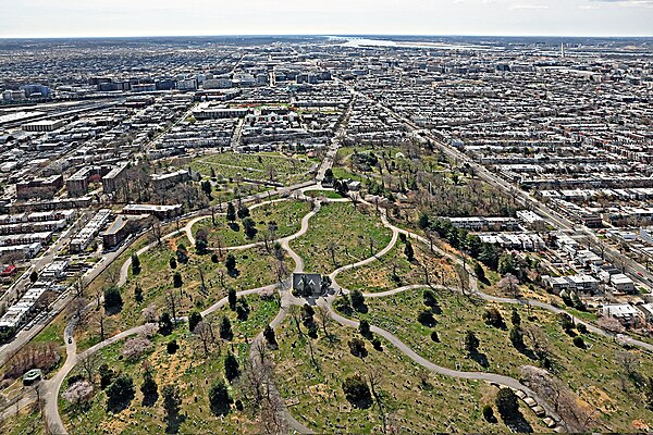 Glenwood Cemetery NE Washington DC Looking S