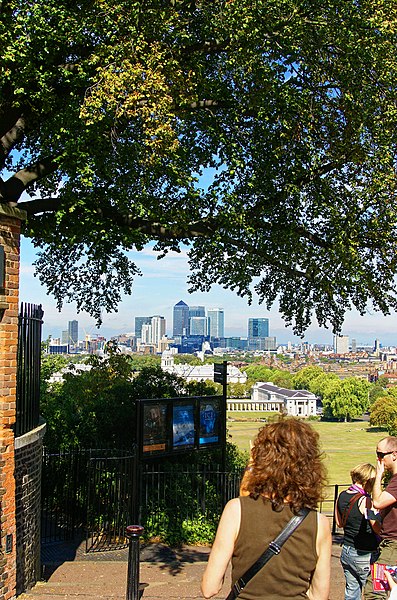 File:Greenwich - Royal Observatory - View NNW towards Docklands Highrises.jpg