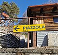 wikimedia_commons=File:Guidepost for Piazzola in Pievenello.jpg