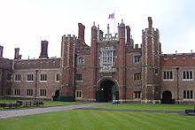 Hampton Court Palace Hampton Court RJL.JPG