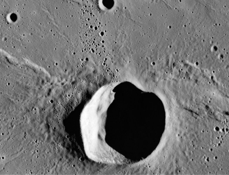 File:Herigonius crater AS16-M-2990.jpg