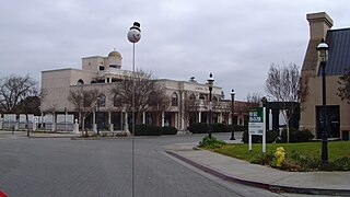 <span class="mw-page-title-main">Oakdale, California</span> City in the state of California, United States