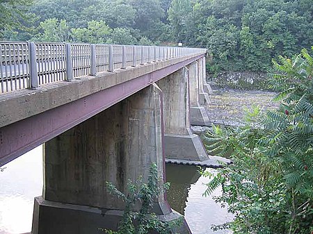 IMG 3952 Turner Falls Road bridge south end