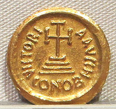 Calvary cross potent minted under Heraclius  (c. 613–638)