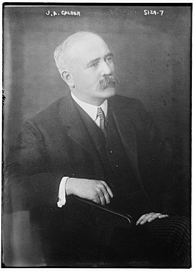 Джеймс Александр Колдер в 1920 году