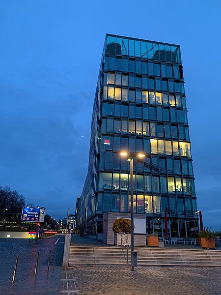 File:Köln Rheinauhafen Kap am Südkai.jpg