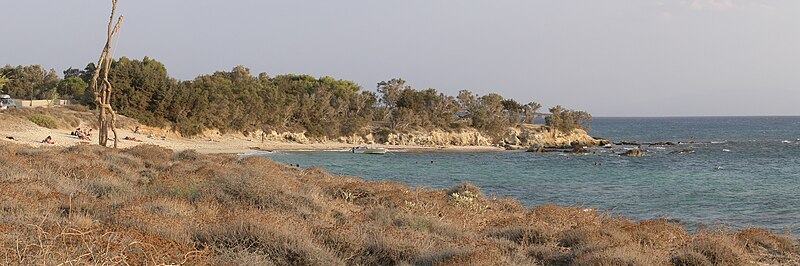 File:Kastraki Naxos Greece 2018080418540NP3305.jpg