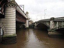 Мост на крал Джордж V - geograph.org.uk - 628011.jpg