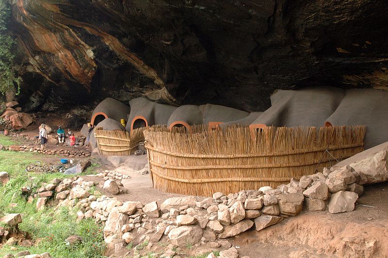 Файл:Kome Cave Dwellings (Ha Kome) in Lesotho - 2381.jpg