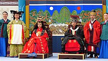 Royal ceremony with Joseon era clothing Korea-Seoul-Royal wedding ceremony 1366-06a.jpg
