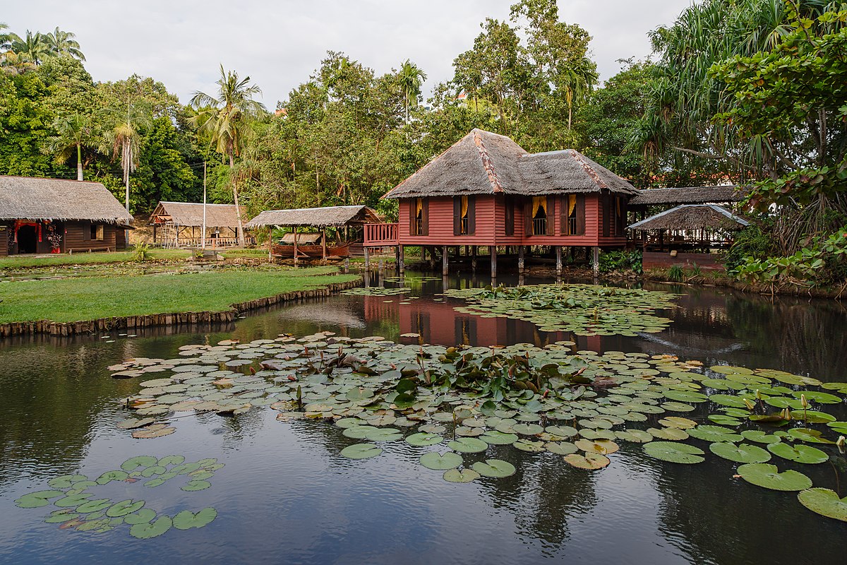 File KotaKinabalu Sabah Rumah Brunei 02 jpg Wikimedia 