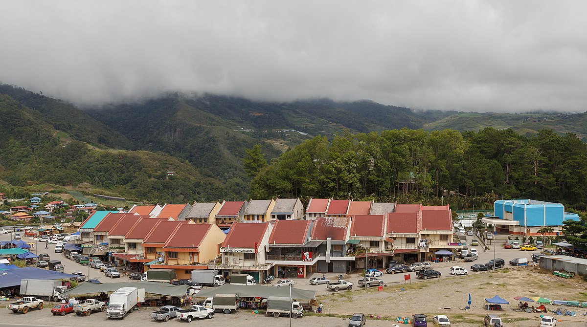 1200px Kundasang_Sabah_Kundasang Town 01