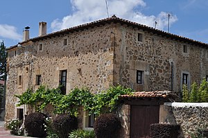 La Cerca (Medina de Pomar) - 004 (30072447313).jpg