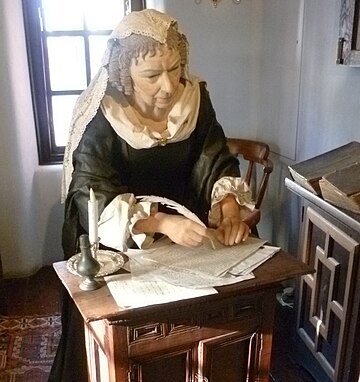 File:Lady Anne Halkett figure at the Abbot House, Dunfermline Fife.jpg