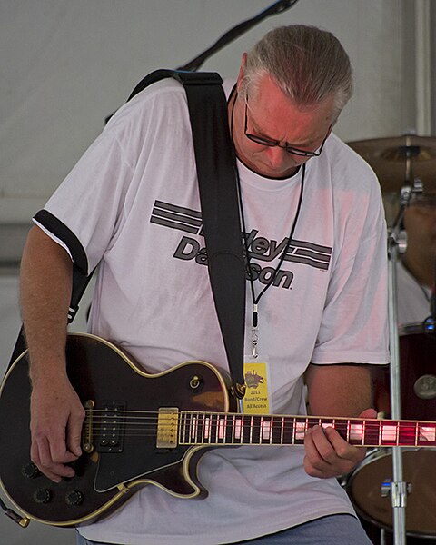 File:Lead Guitar (5744897902).jpg