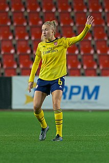 Leah Williamson English footballer (born 1997)