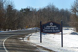 Thousand Islands Parkway boyunca hoş geldiniz işareti