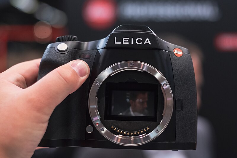 File:Leica S3 in Photokina 2018.jpg