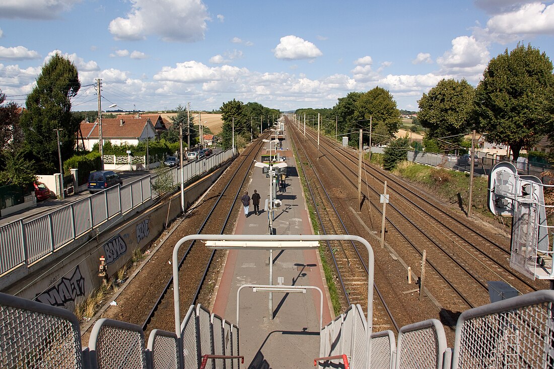 Estación de Les Noues