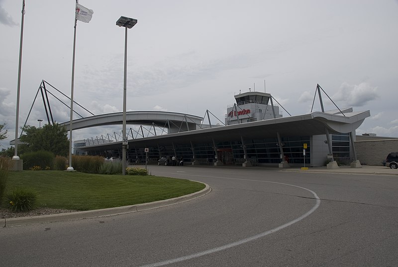 File:London International Airport departures outside.jpg