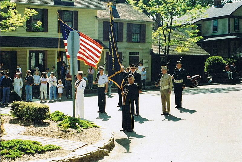 File:Memorial Day ceremony 1990 Chester Connecticut.jpg