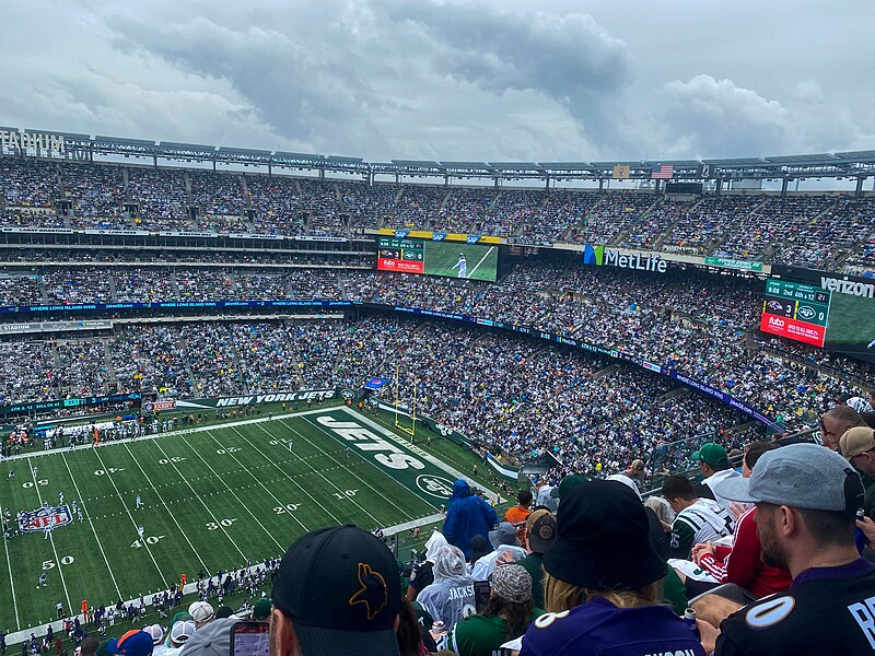 File:MetLifeStadiumJets4.jpg