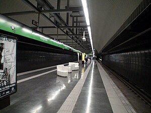 Metro Barcelona Roquetes Station.JPG