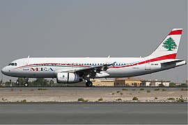 Airbus A320 de la MEA à l'aéroport de Dubai