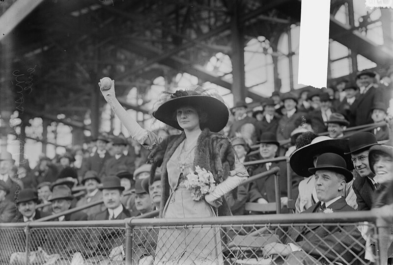 File:Miss Genevieve Ebbets, youngest daughter of Charley Ebbets, throws first ball at opening of Ebbets Field (baseball) LCCN2014692697.jpg