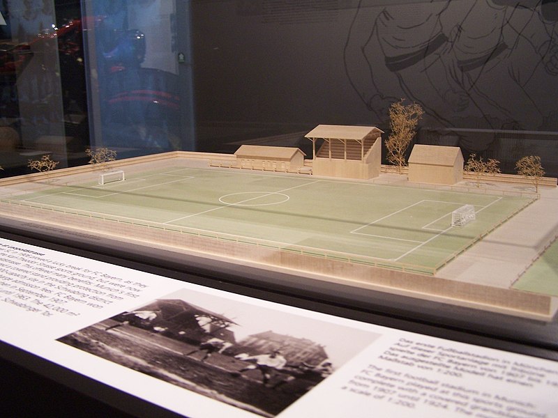 File:Model of stadium at Leopoldstrasse.JPG