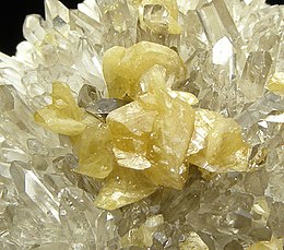 Monazite- (Ce) -quartz-273340.jpg