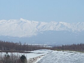 Pohled na Mount Kamihorokamettoku v dálce