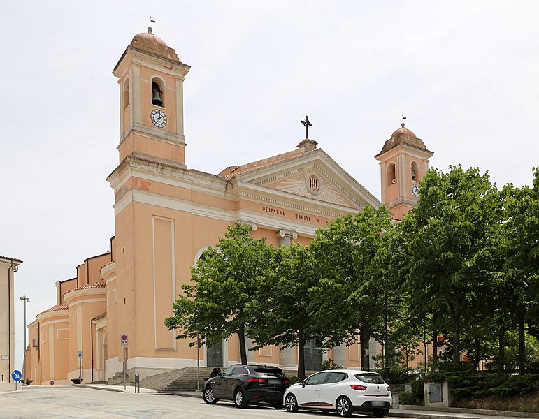 File:Nuoro, duomo, esterno 01.jpg