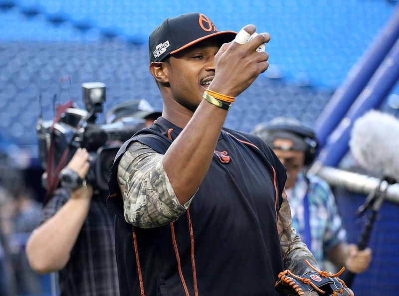 File:Orioles outfielder Adam Jones plays catch before the AL Wild Card Game. (30136280586).jpg