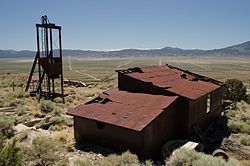 Osceola Mine on Mountain.jpg