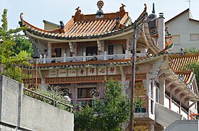 Vista della parte anteriore della pagoda.