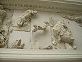 Pergamonmuseum - Antikensammlung - Pergamonaltar 25.jpg