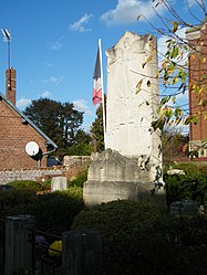 The war memorial in Pierrepont-sur-Avre