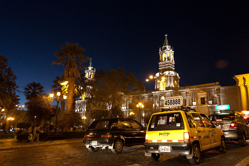 File:Plaza de Armas, Arequipa.jpg