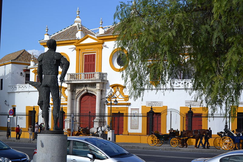 File:Plaza de Toros Sevilla.JPG