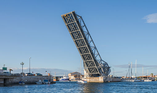 The Tivoli Bridge (bascule bridge) in open position.