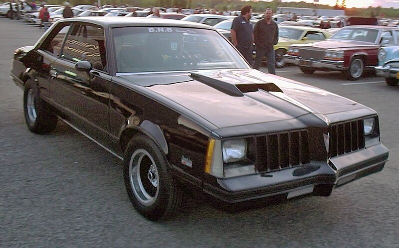 File:Pontiac Grand Am (Les chauds vendredis '10).jpg