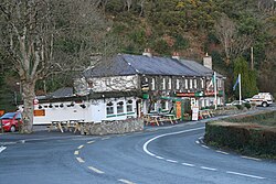 Hotel Healy's u Pontonu na obali Lough Cullina