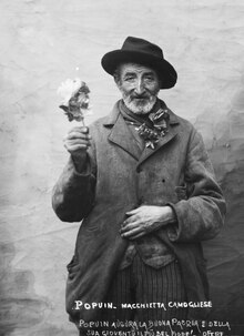 "Popuin", macchietta from Camogli, Liguria, late nineteenth century. The caption ironically asserts: "Popuin wishes a happy Easter and offers the most beautiful flower of his youth!". Popuin, macchietta camogliese di fine Ottocento, 1.tiff